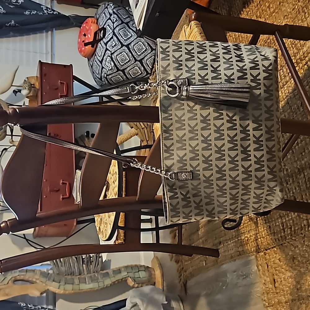Michael Kors Gray Signature Canvas/Silver Leather Handles/Silver Hardware Tote